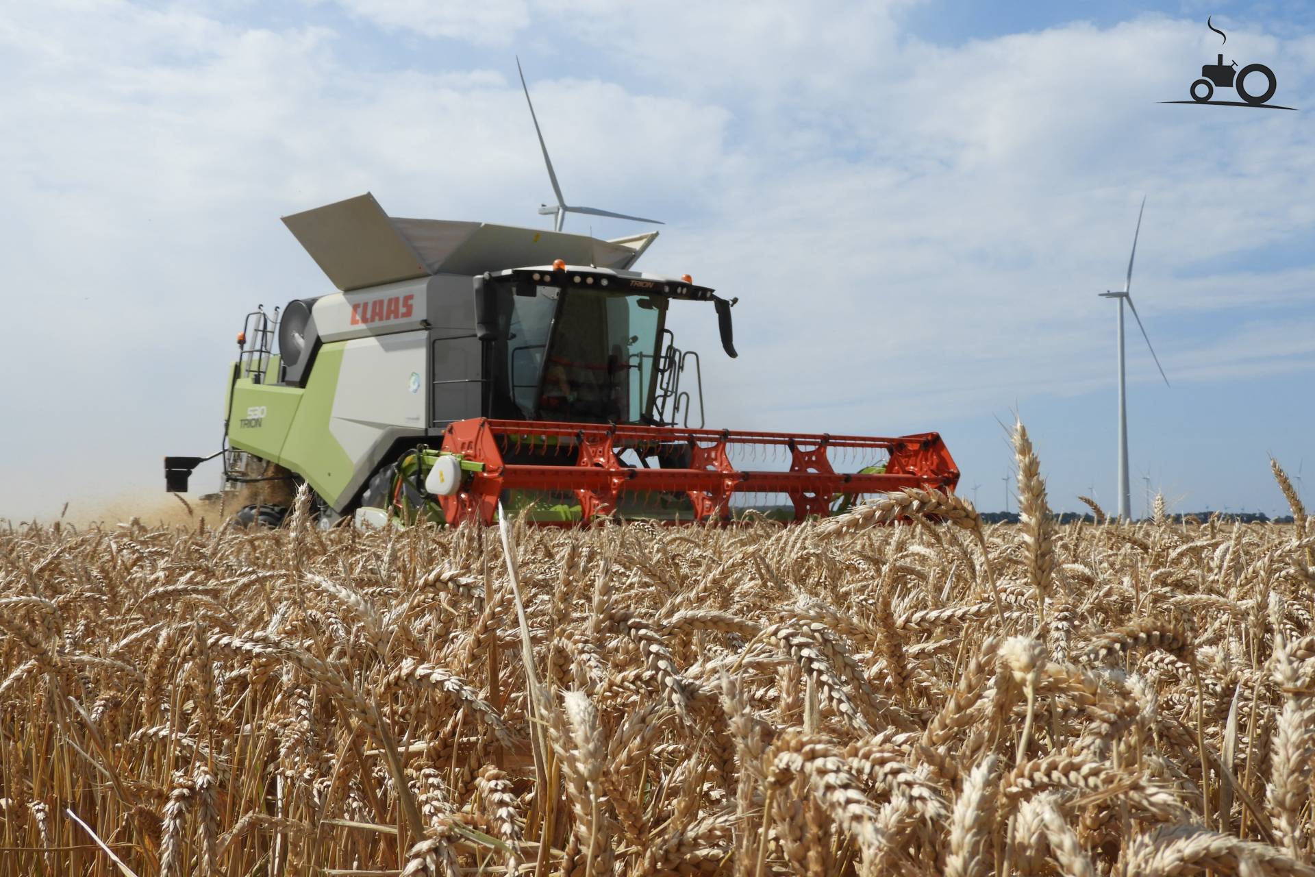 Claas Trion 530